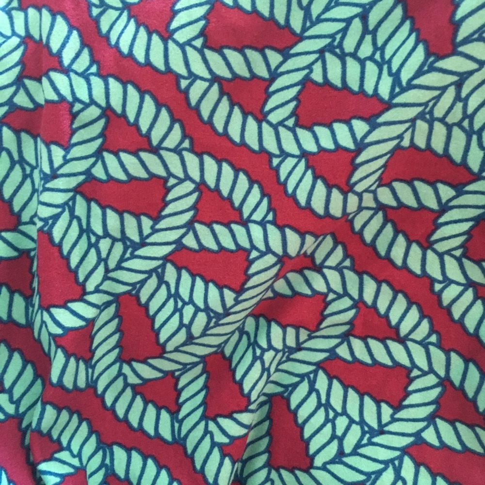 NWOT tc lularoe leggings.